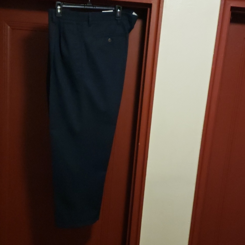 St. JOHN'S BAY Worry Free Trousers Size 42×30 - Picture 6 of 8